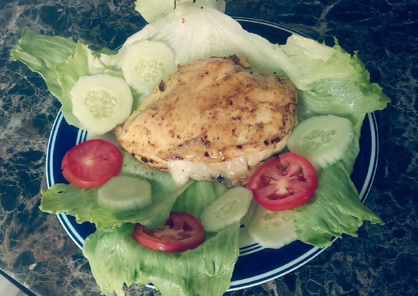 Pechuga de pollo rellena de jamón y queso mozzarella