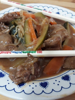 Foto principal de Chop suey de ternera con verduras en Tm5