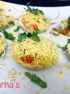 બાસ્કેટ ચાટ (Basket Chaat Recipe In Gujarati) રેસીપી મુખ્ય ફોટો