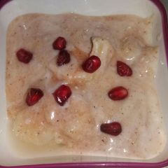 A picture of Dahi Bhalle.