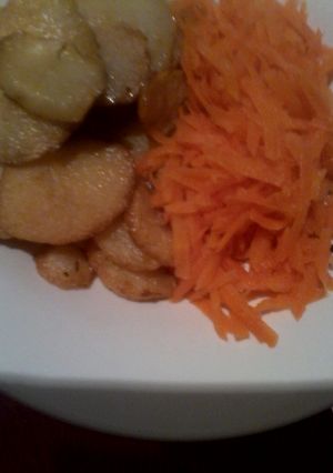 A picture of Grated carrots.