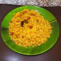 A picture of Poha Chivda.