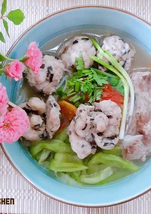 Hình của món Bún bung dọc mùng.