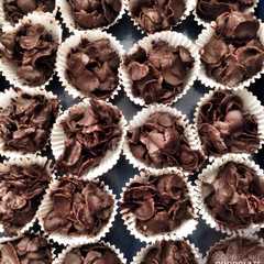 Cornflakes Chocolate রেসিপির প্রধান ছবি