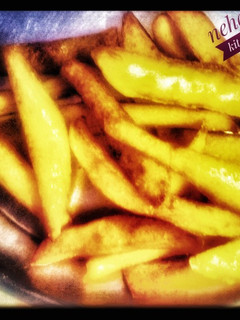 क्रिस्पी फ्रेंच फ्राइज (Crispy French Fries Recipe In Hindi) रेसिपी मुख्य फोटो