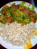 Macaroni da vegetables sauce