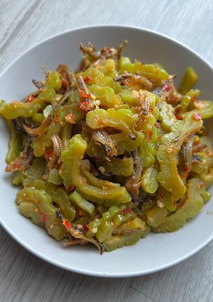 Foto resep Tumis pare ikan teri di jamin gak pahit