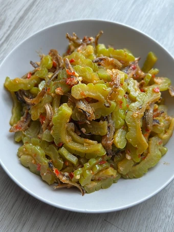 Langkah Gampang Membikin Resep Tumis pare ikan teri di jamin gak pahit yang Menggugah Selera Anti Ribet, Lezat