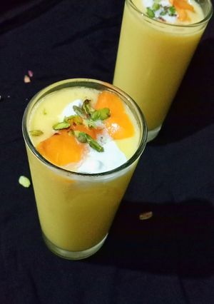 A picture of Mango Lassi.