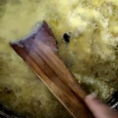 A picture of Lauki ka halwa.