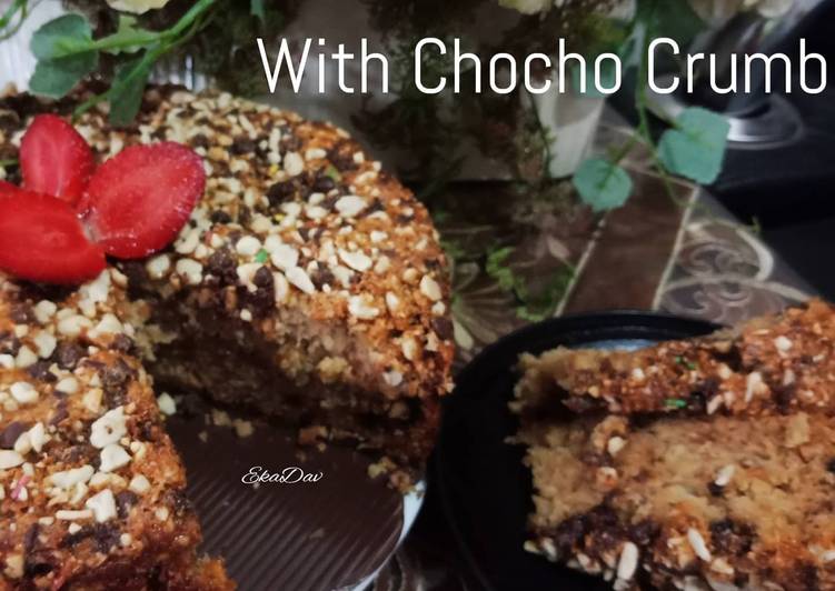 Banana Cake with Chocho Crumb