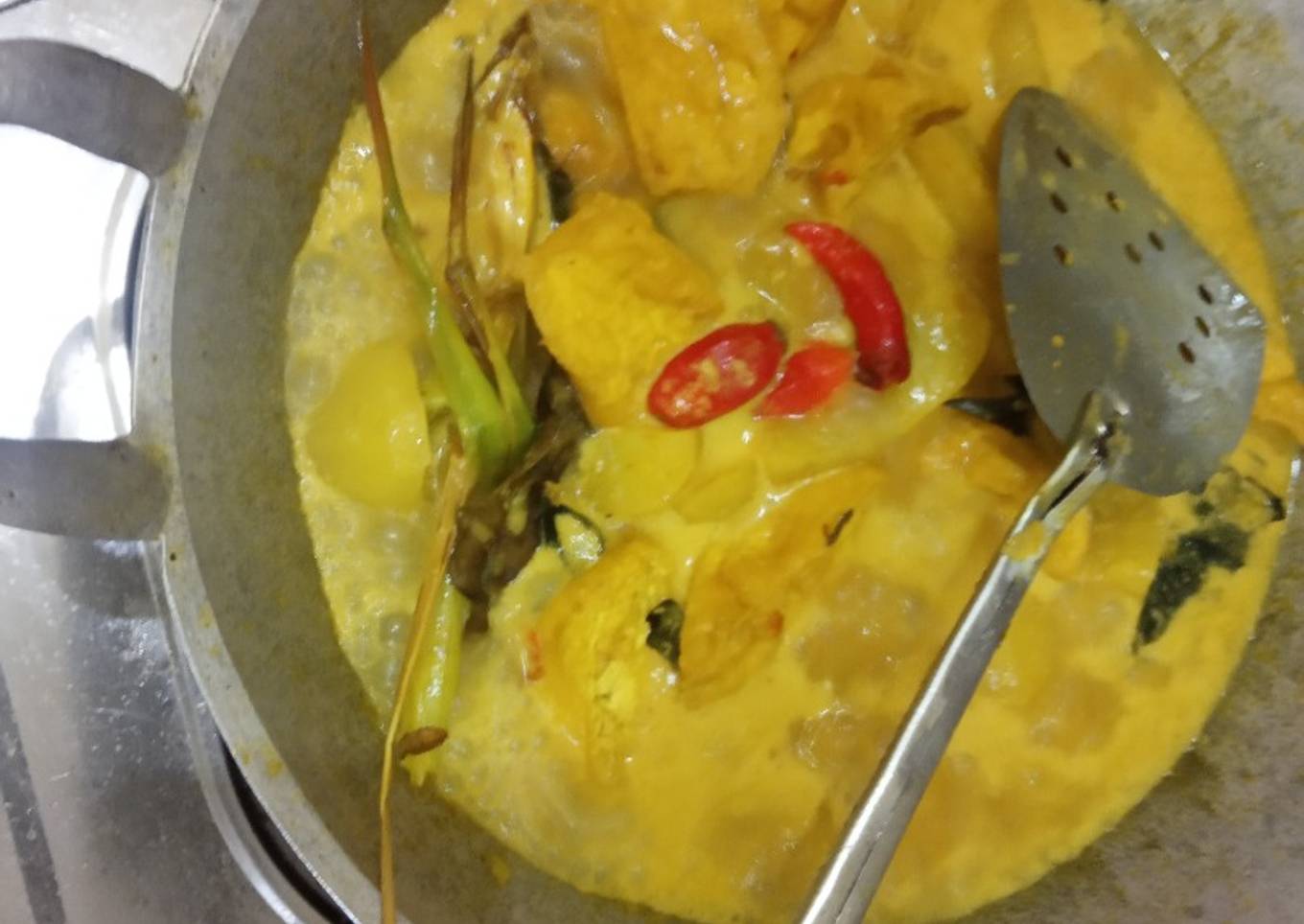 Sayur kentang tahu kuning