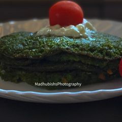 A picture of Spinach - Carrot Pancake.