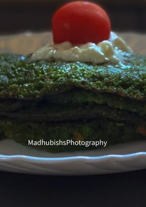 A picture of Spinach - Carrot Pancake.