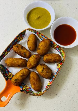 आलू ब्रेड कटलेट (चाय टाइम स्नैक) रेसिपी मुख्य फोटो