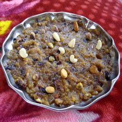 Apple Honey Rose Halwa A picture of Apple Honey Rose Halwa.