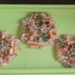 A picture of Sabudana waffles.