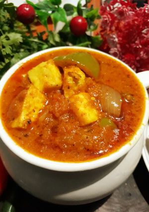 कढ़ाई पनीर (kadai paneer recipe in Hindi) रेसिपी मुख्य फोटो