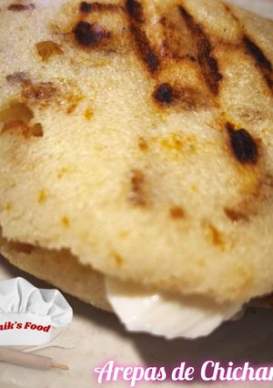 Una foto de Arepas de Chicharrón (Torreznos)