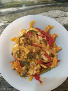 Una foto de Fajitas de pollo y verduras