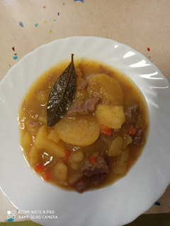 Una foto de Estofado de ternera con papas