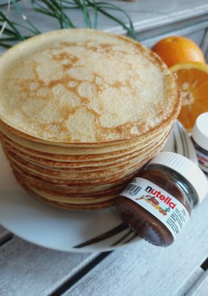 Une photo de Crêpes inratables parfumées à la fleur d'oranger