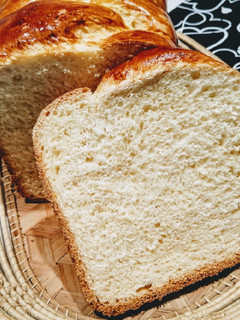 Foszlós fonott kalács kenyérsütőgépben recept fotója