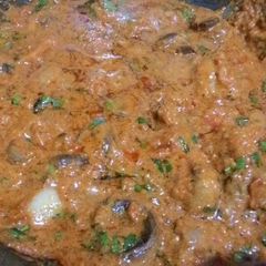 Creamy mushrooms aloo A picture of Creamy mushrooms aloo.