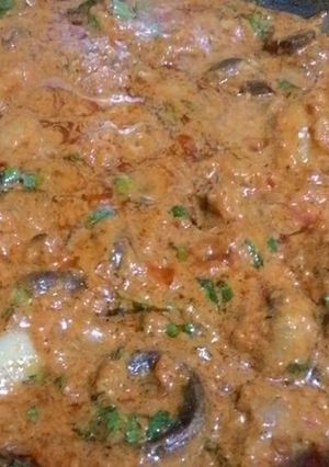 A picture of Creamy mushrooms aloo.