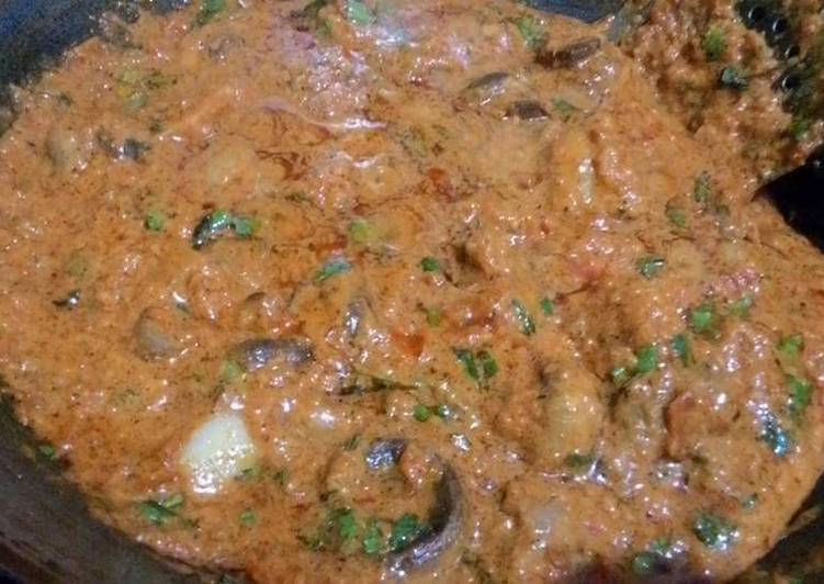 Recipe: Delicious Creamy mushrooms aloo