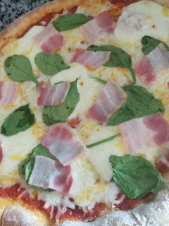 Una foto de Masa de pizza casera con o sin Thermomix