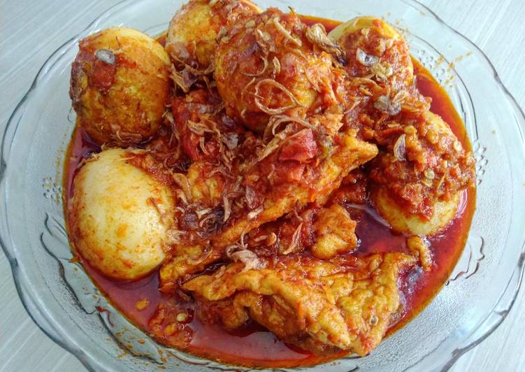 Tahu telor balado
