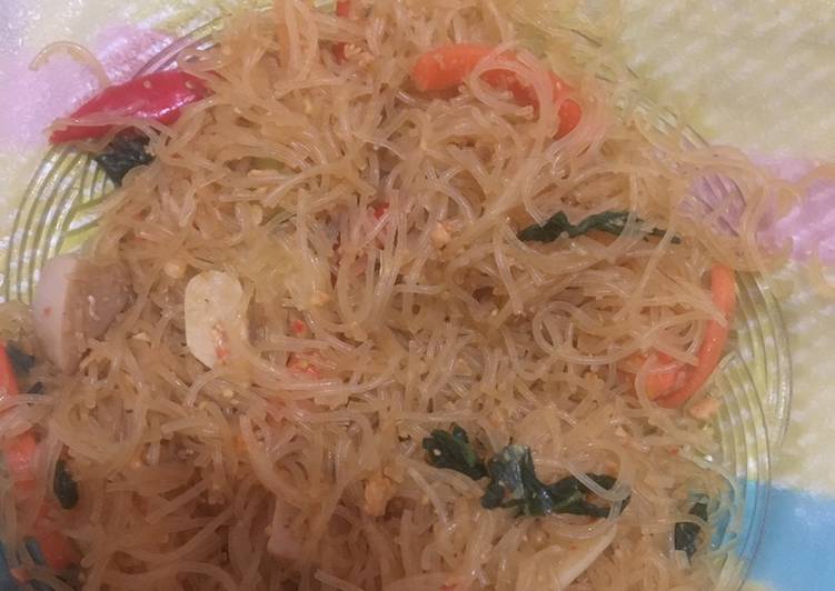 Resep 8. Bihun Goreng Spesial yang Bikin Ngiler