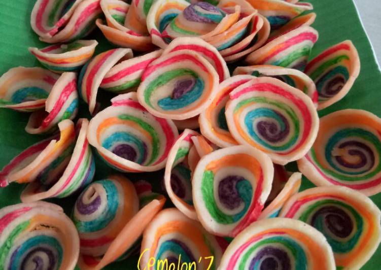 Resep Kuping Gajah Rainbow yang Enak Banget