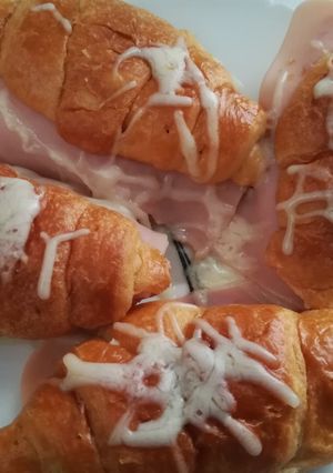 Una foto de Croissants calientes