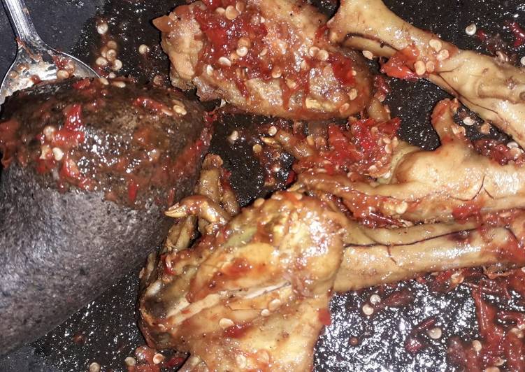 Ayam geprek sambel mateng