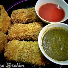 A picture of Crispy Bread roll.
