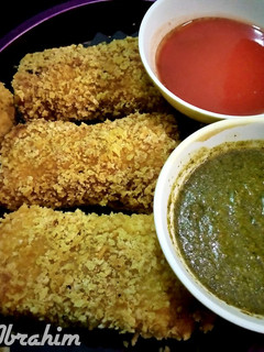 A picture of Crispy Bread roll.