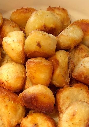 A picture of Roast Potatoes made for only the best.