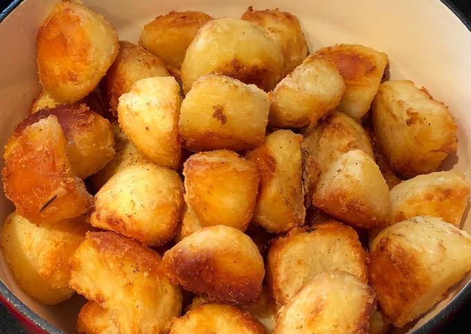 Recipe: Appetizing Roast Potatoes made for only the best