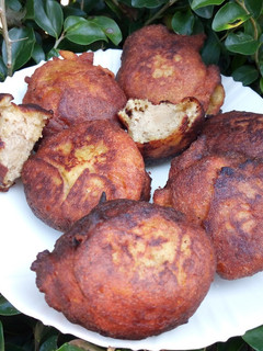 A picture of Banana fritters.