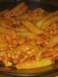 Macarrones con tomate y carne