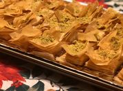 A picture of pistachio baklava
