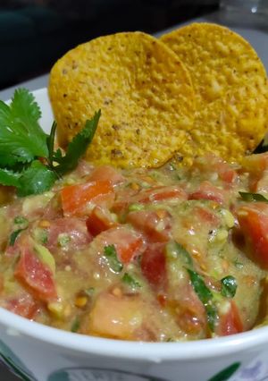 Una foto de Guacamole 🥑🍅