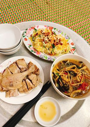 Hình của món Cơm ba mình.