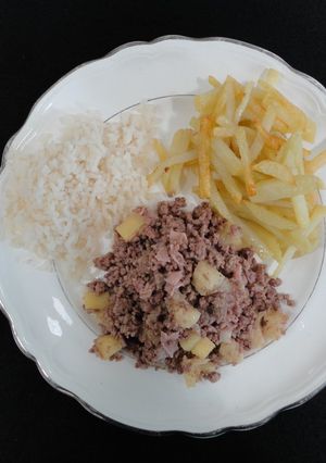 Una foto de Carne Molida Estilo Hawái (Los Tambores de la Isla)