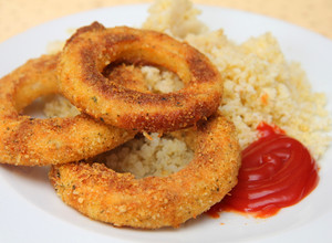 Parmezános rántott cukkini sütőben sütve recept fotója