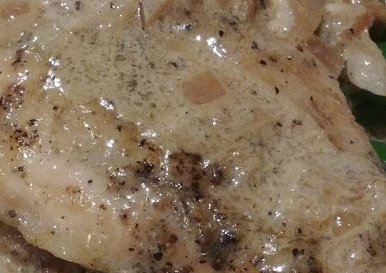 Step-by-Step Guide to Make Award-winning Chicken in a White Wine Sauce