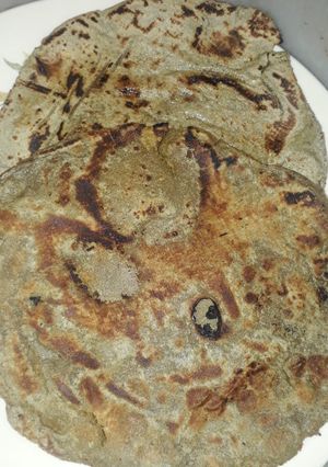 A picture of Chapati of bazra.