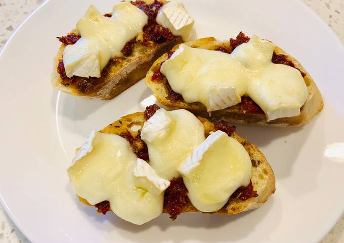 Sun-Dried Tomato Brie Tartine